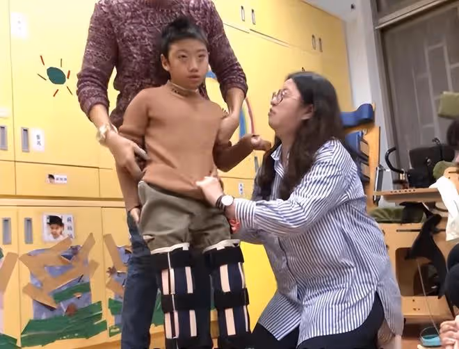 母子同患重病！52歲女星透露13歲兒子病情惡化，被斷言活不過今年