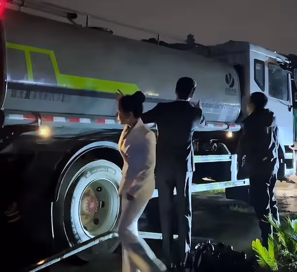 網紅「國岳夫婦」出手了,連夜為孫國友捐物資,挖機澆水車安排上