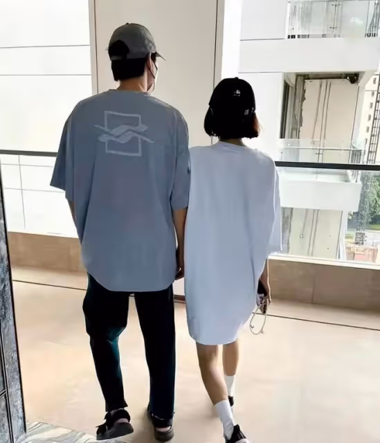 楊冪疑似回應魏大勛秦嵐戀情,稱自己享受單身,忙於工作戀愛勿擾