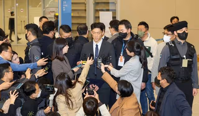 韓前總統孫子直播吸毒,爆家族黑料:爺爺是殺人犯、爸爸出軌女星
