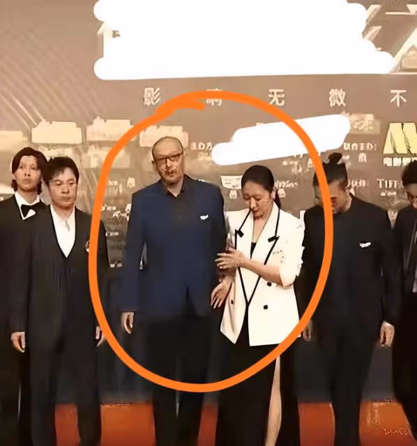 好戲在後頭?小三透露管虎將官宣離婚消息,網友:那也不會要你