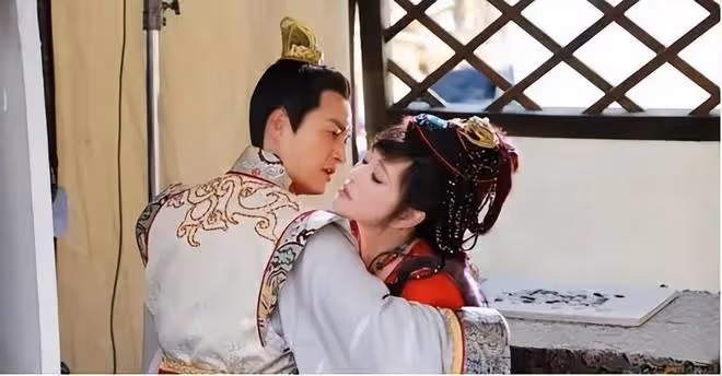 蔣雯麗劉曉慶林心如,3位中年女星和小花搶飯碗,丫頭教永不消失