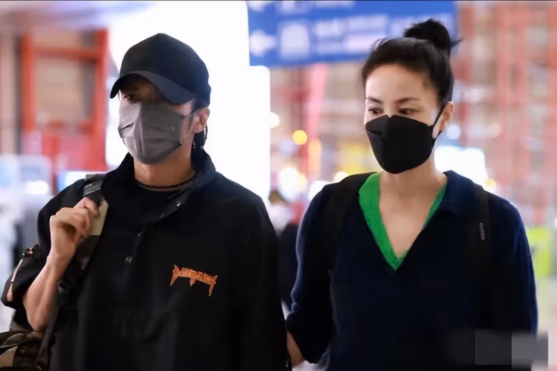 張柏芝疑被曝懷四胎？帶3娃嫁圈內人，謝賢不甘心疑搶孫兒撫養權