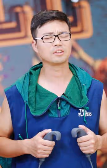 王迅:成名後與髮妻離婚,二婚娶小18歲嬌妻,如今怎樣了