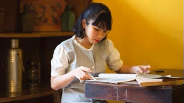你來養你弟，媽還要去掙錢，出嫁閨女：「他才三歲，讓我怎麼養」