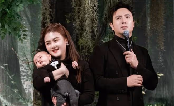 沈騰北京豪宅曝光,裝修奢華超級寬敞,兒子調皮可愛滿屋都是玩具