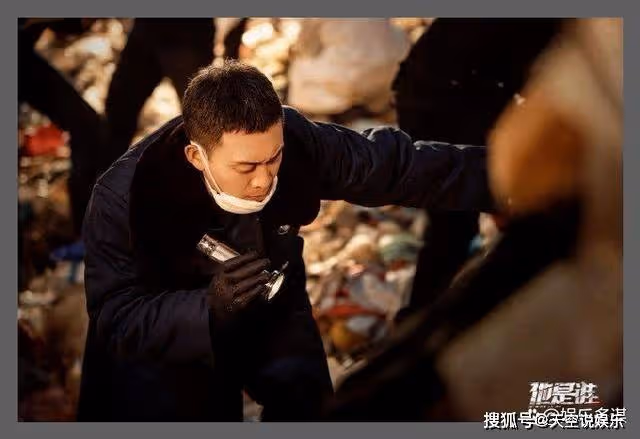 《他是誰》陳浩瀚慘遭割喉，陳父氣發腦溢血，衛國平墳前痛哭贖罪