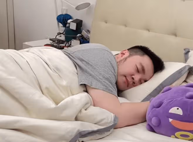 宋丹丹小孫子近照曝光,虎頭虎腦隔代遺傳奶奶,長孫似爸爸巴圖
