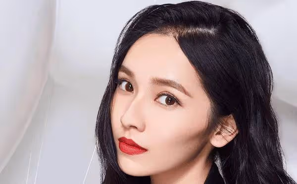 作為家中獨生女的劉一曈，因為父母重視教育，讓她一直都很優秀