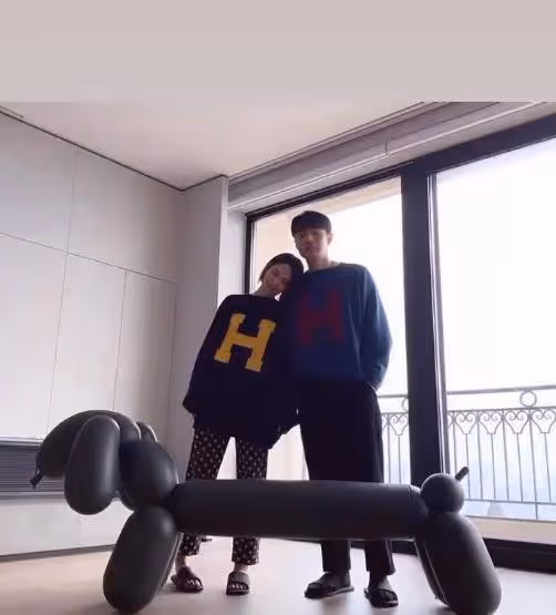 甜齁！李榮浩送定製麥克風為老婆慶生，楊丞琳深情表白：謝謝李先生