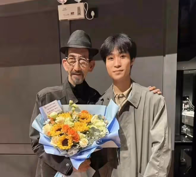 夢幻聯動！車保羅新劇殺青客串《199愛》，主演楊紫曾是他的粉絲