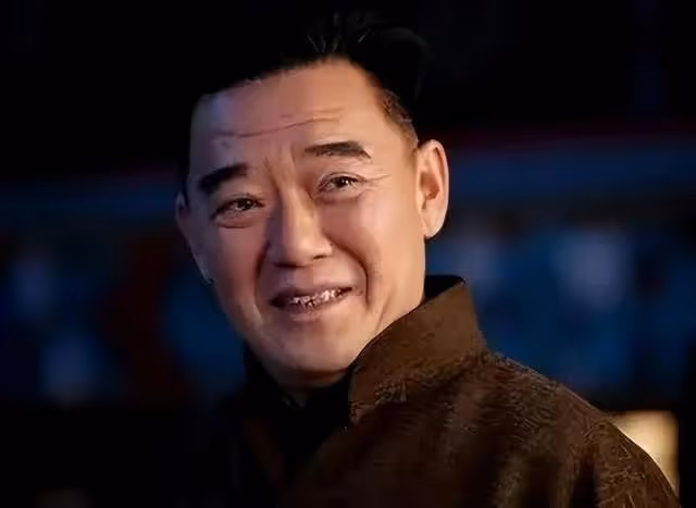 李立群酒後立遺囑,上海2000萬豪宅給女兒,兒子當場發飆令人寒心