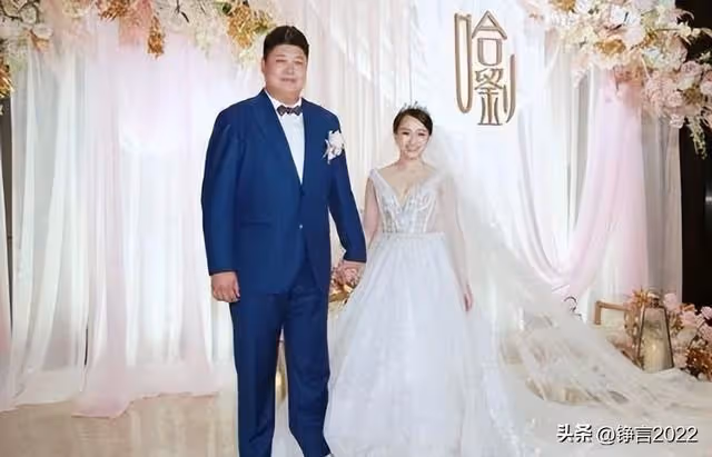 身高兩米「巨星」全家都是名人，如今卻姐弟反目成仇，被姐姐控訴