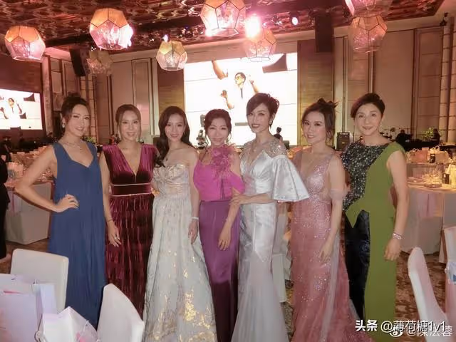 56歲的陳法蓉身材火辣,前凸後翹似20歲少女!