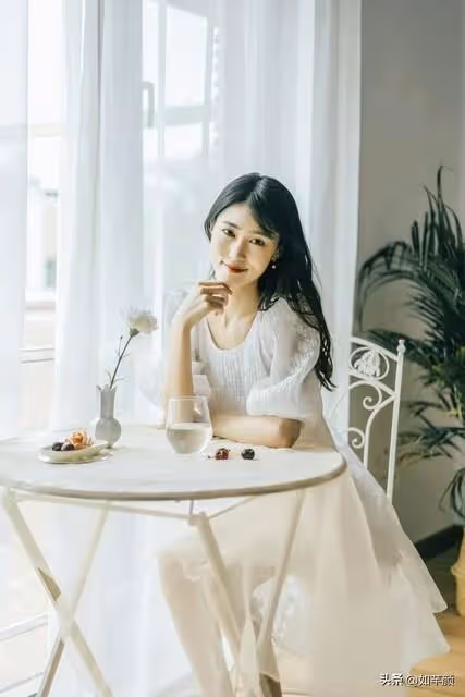 兒子跟兒媳離婚了,婆婆卻賴在兒媳家不走