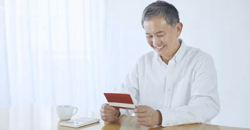 每月貼補兒子5500元，幫兒子收了一件快遞後，我決定對自己好一點