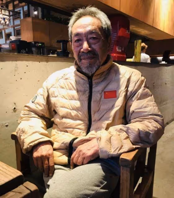 演員王奎榮:68歲娶31歲嬌妻,這場感情的背後沒那麼「簡單」