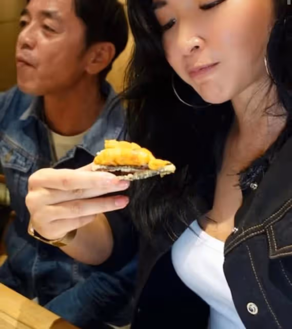 有望回歸劇組？TVB前小花曬與舊搭檔飯聚，曾因醜聞遭公司雪藏