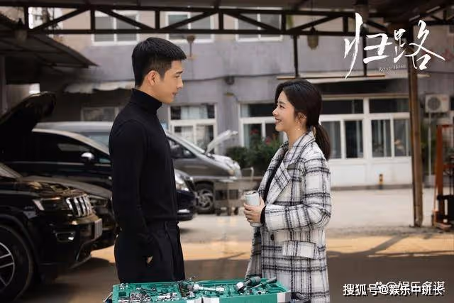《歸路》大結局：歸曉難產遺言曝光國外私生女，路炎晨做接盤俠做後爸