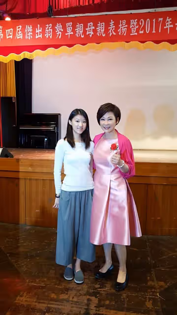 母親逼兒子失婚,3年後母親得病,兒媳只說了1句話,婆婆後悔流淚