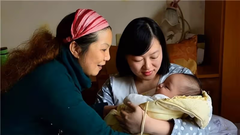 我坐月子公公幫我洗貼身衣物,婆婆看到竟大聲斥責「超難聽的一句話」