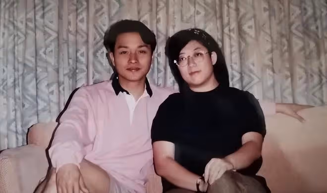 張國榮未公開生活照：34年老粉絲分享趣事，獲得合影機會