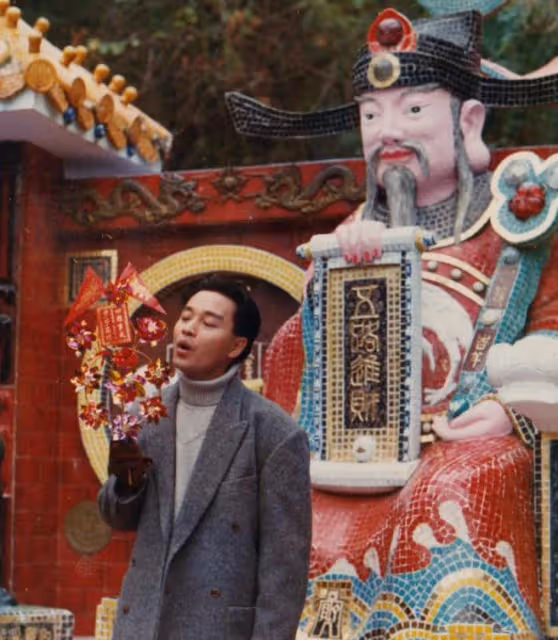 張國榮未公開生活照：34年老粉絲分享趣事，獲得合影機會
