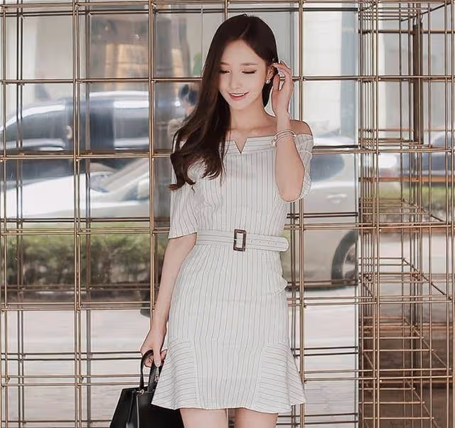高挑美女穿這樣的包臀連衣裙， 第5個真的很迷人