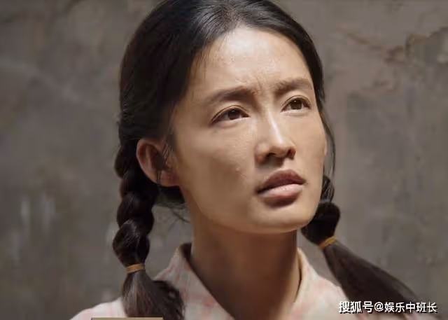 《人生之路》巧珍未婚生子，和馬栓在縣城開珍珍麵館，高加林被掃地出門