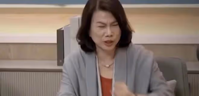 董明珠:深夜直播向兒子道歉,為了格力事業,差點把你前途給毀了