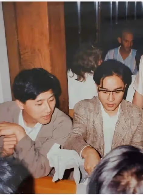 唐鶴德曬多張照片緬懷張國榮,感嘆「有誰共鳴」,為其已單身20年