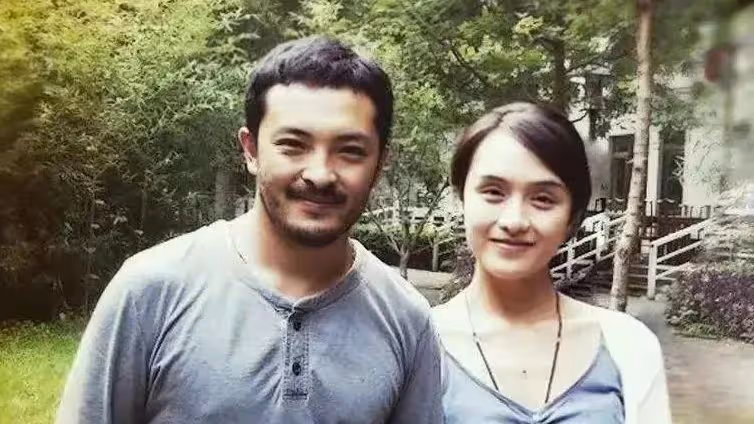 影帝富大龍：與饒敏莉結婚12年仍無房無車，愛情終究輸給了現實