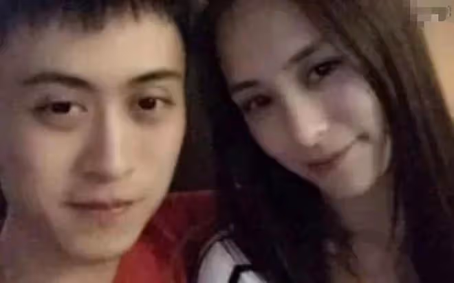 又有大瓜!曝阿嬌為富二代秦奮生下龍鳳胎,發胖疑與懷孕生子有關