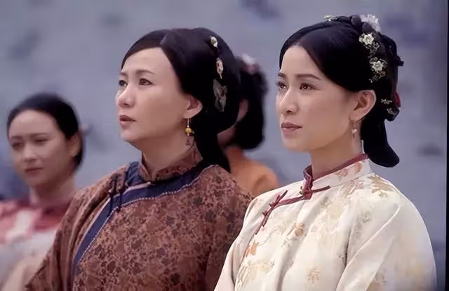 TVB視後回巢拍新劇氣場強大，主動教小花演戲，展現一姐地位