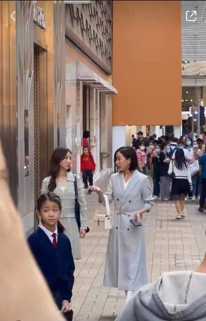TVB視後回巢拍新劇氣場強大，主動教小花演戲，展現一姐地位