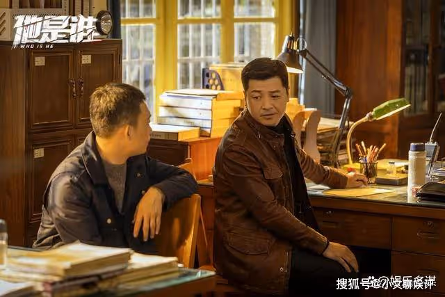 《他是誰》兩個細節曝光真正割喉惡魔，難怪衛國平抓10年都沒抓到，竟然是他