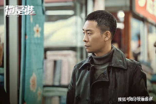《他是誰》兩個細節曝光真正割喉惡魔,難怪衛國平抓10年都沒抓到,竟然是他