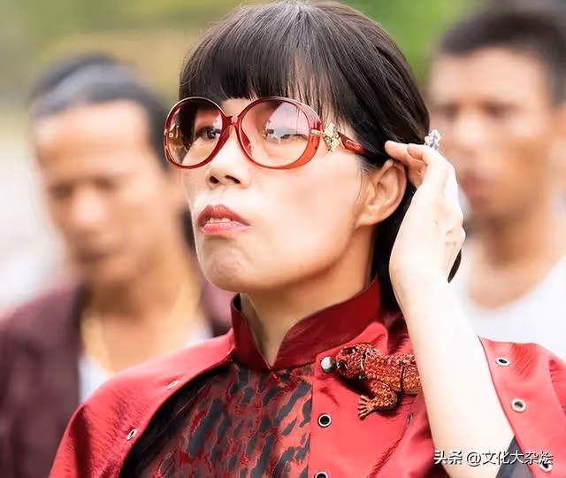 46歲才拿新人獎，原來韓劇《模範計程車2》的林女士這麼勵志！