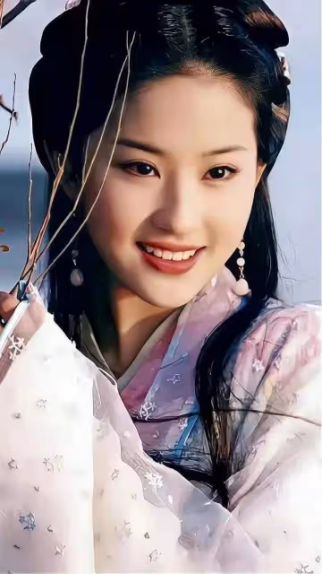 上海這一夜,讓我看清劉亦菲的清冷,這才是她被孤立的「根源」