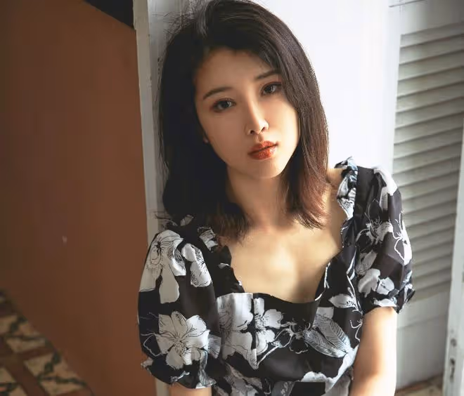 茹萍老公劉之冰60大壽!與演員兒子同框慶祝太開心,繼女發文表白