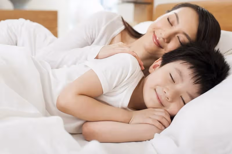 母子間過分親密對孩子影響大,這種「荒唐」的母愛會毀掉你的孩子