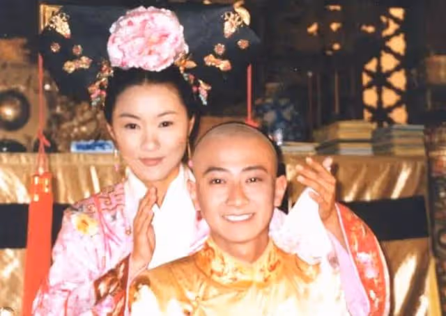 恭喜!51歲「懷玉公主」鄭家榆官宣結婚,與孫耀威情斷後多次曬娃