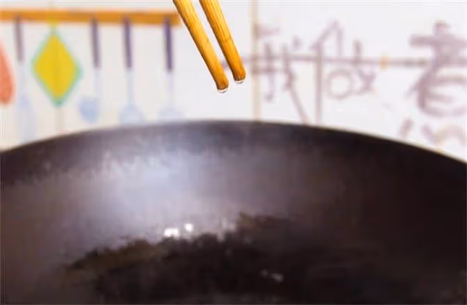 真正的老式江米條，酥脆香甜，成功的秘訣告訴你，吃出童年味道