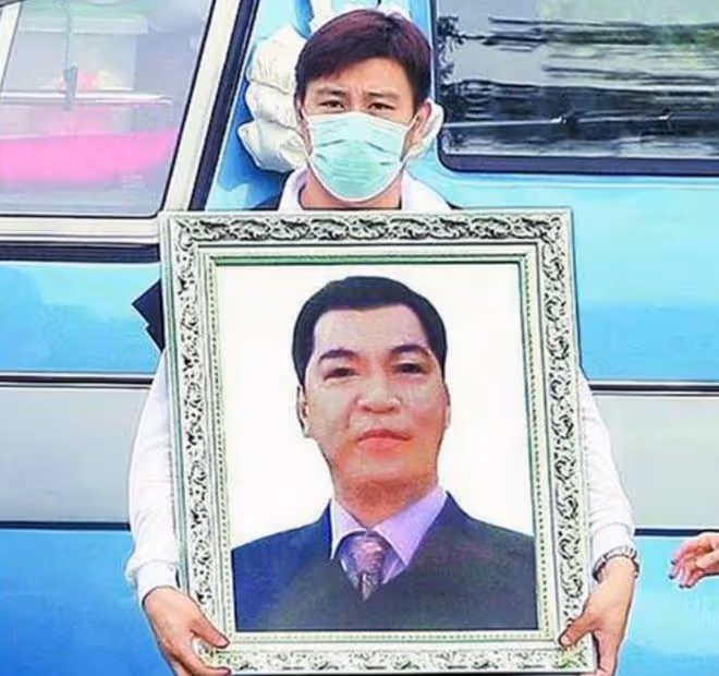 成奎安弟弟墓地被毀，遺孀與二伯掀爭產風波！成家3兄弟同年去世