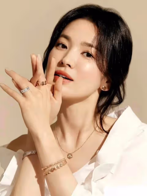 細扒宋慧喬的資產,才知巨額財富才是女人的底氣,宋仲基只算過客