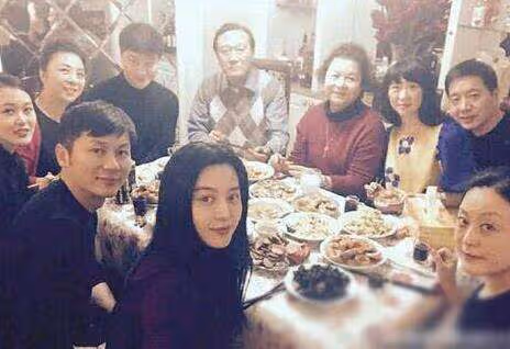 第一次去男友家吃飯婆婆是什麼態度?網友:直接帶我去買房!