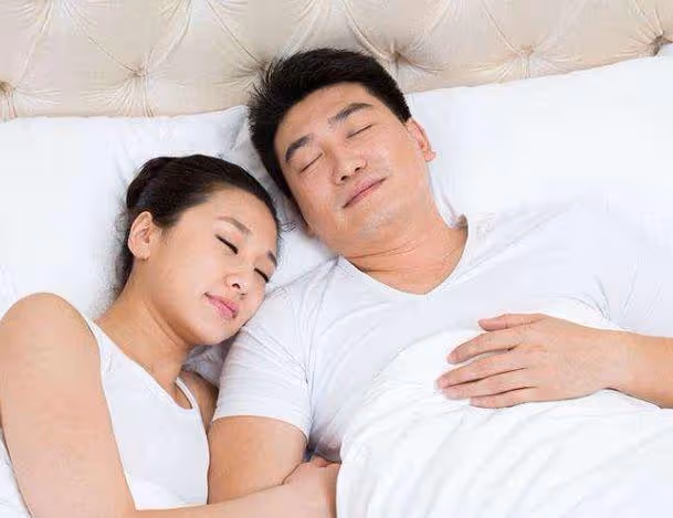 岳母一家住在我家3年,我爸媽來了一趟,他們立馬搬回老家了!