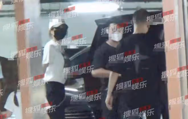 汪峰17歲女兒美得認不出!穿露臍裝熱舞顯成熟,高176有顏又有才