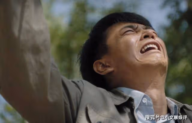 《人生之路》初來上海，高加林不倫不類的著裝，暗藏了一個野心