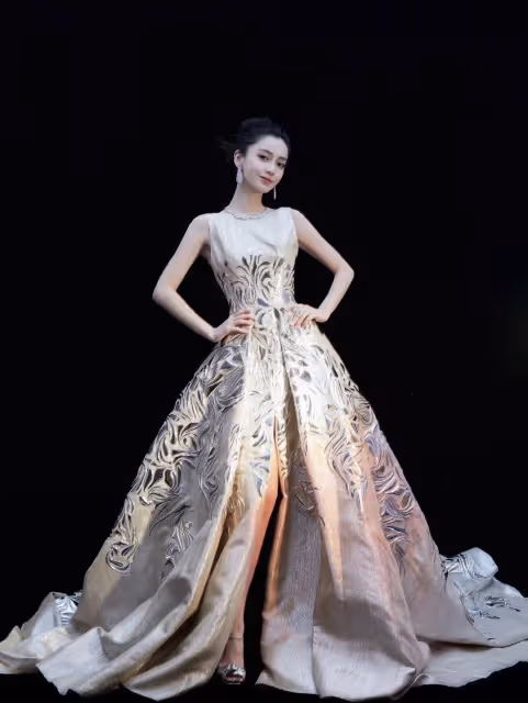 楊冪佟麗婭劉亦菲baby，四大美女同框，神仙打架現場